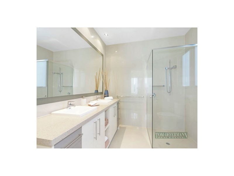 24 Seamount Quay, Noosa Waters QLD 4566
