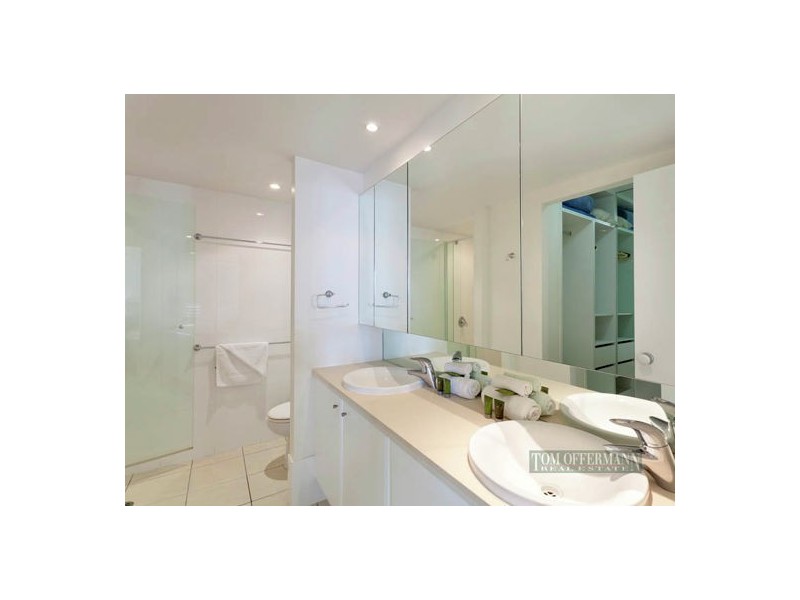 19/2 Noosa Drive, Noosa Heads QLD 4567