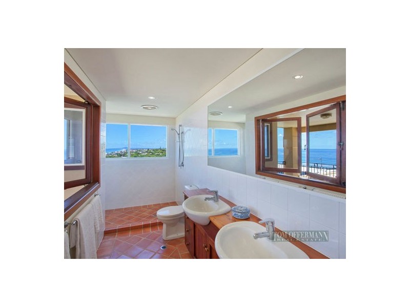 25 McAnally Dr, Sunshine Beach QLD 4567