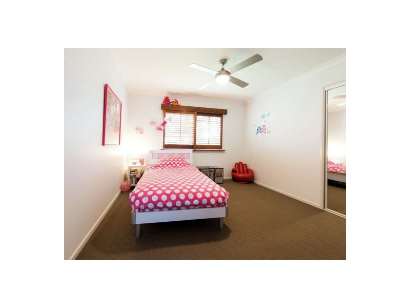 6 Driftwood Drive, Castaways Beach QLD 4567