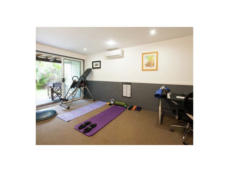 6 Driftwood Drive, Castaways Beach QLD 4567