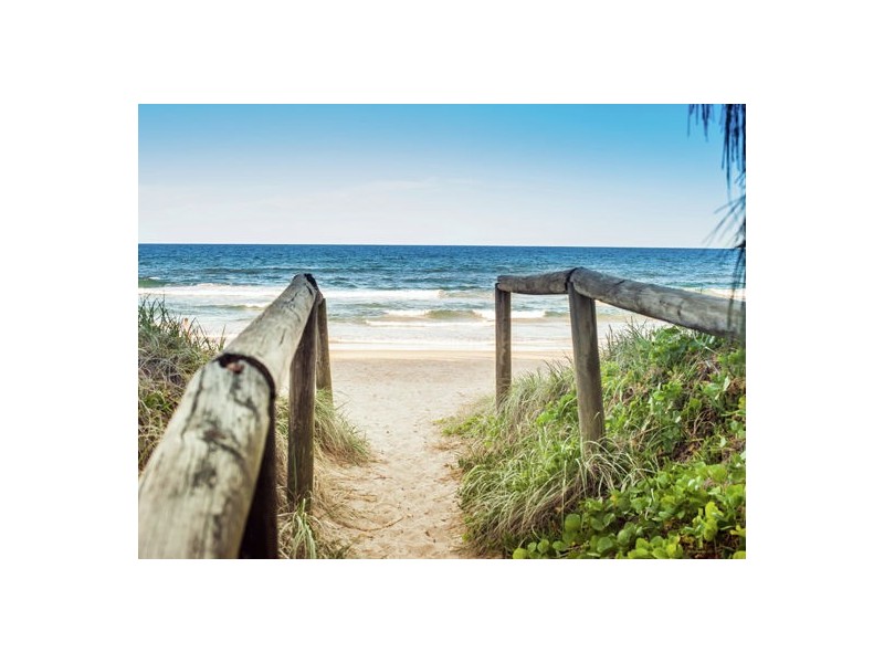 6 Driftwood Drive, Castaways Beach QLD 4567