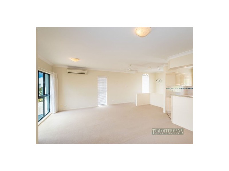 2/1 Bay Terrace, Coolum Beach QLD 4573