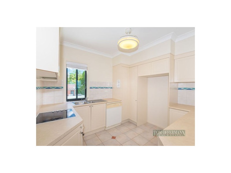 2/1 Bay Terrace, Coolum Beach QLD 4573
