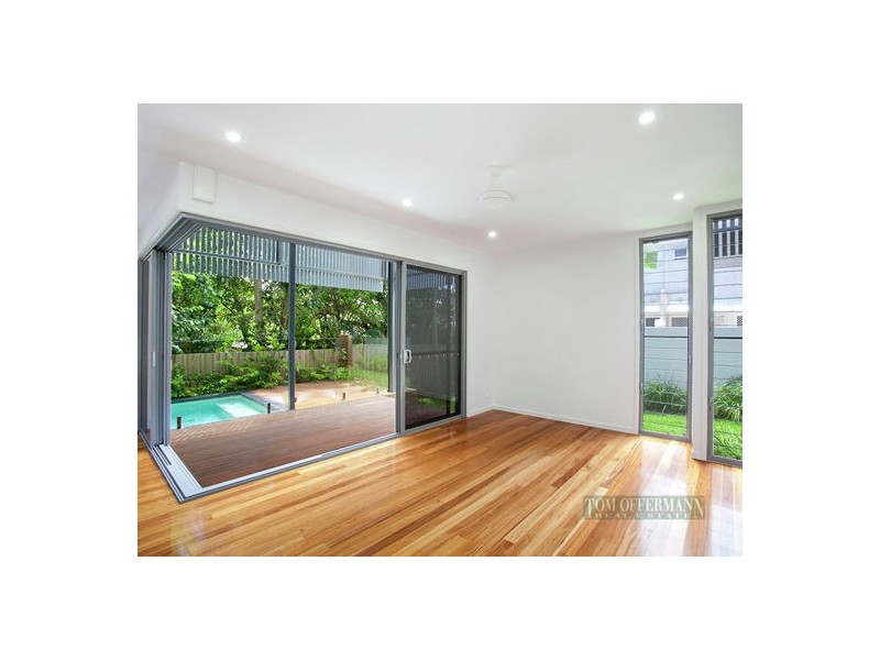 2/15 Ann St, Noosaville QLD 4566