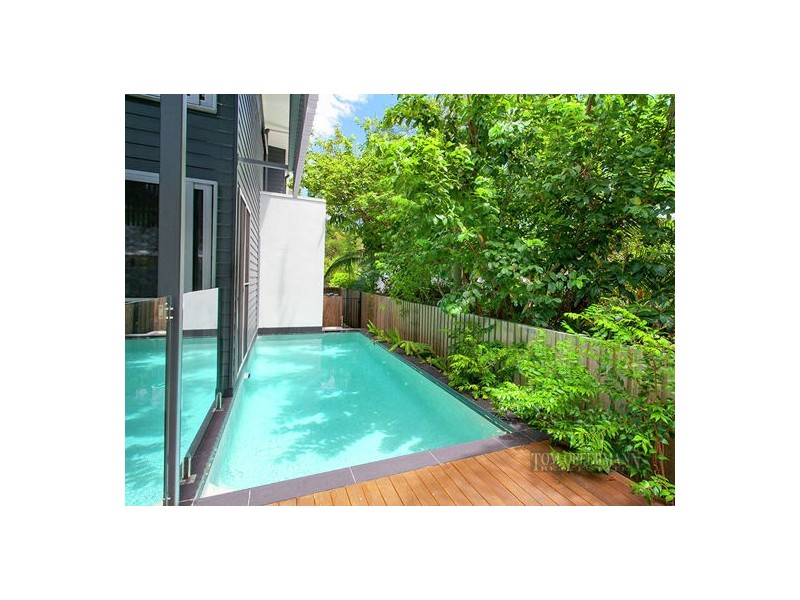 2/15 Ann St, Noosaville QLD 4566