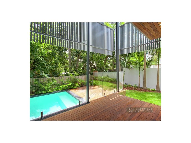 2/15 Ann St, Noosaville QLD 4566