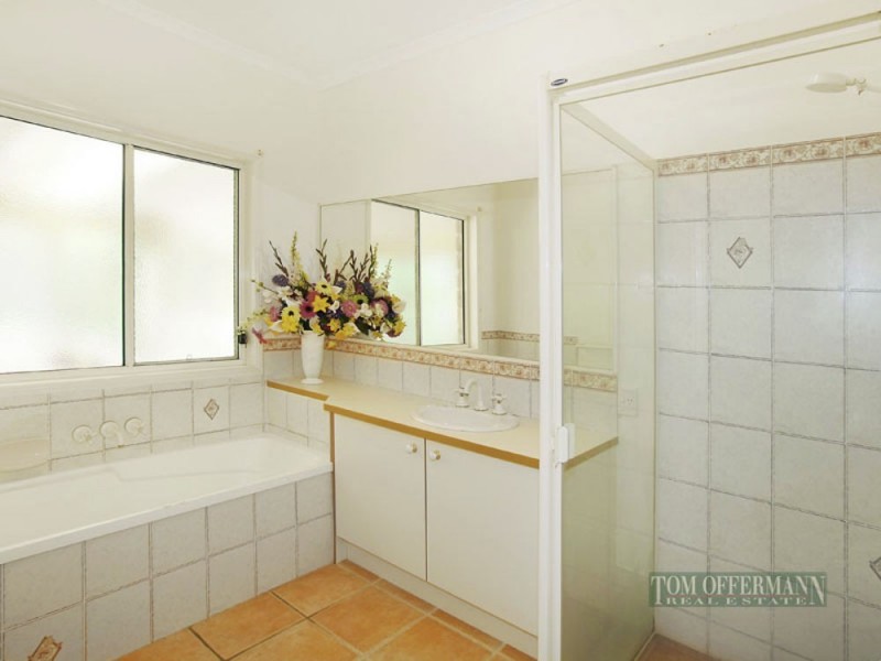 8 Burgess Drive, Tewantin QLD 4565