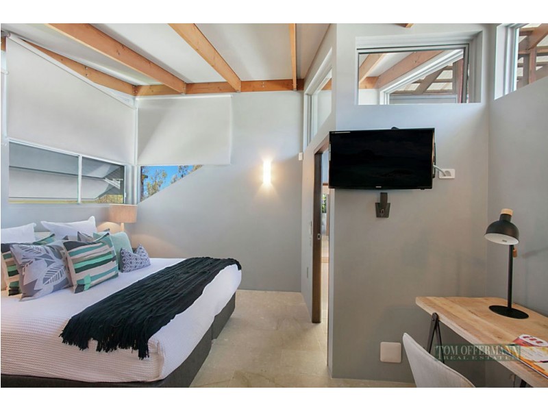 6 Belmore Tce, Sunshine Beach QLD 4567