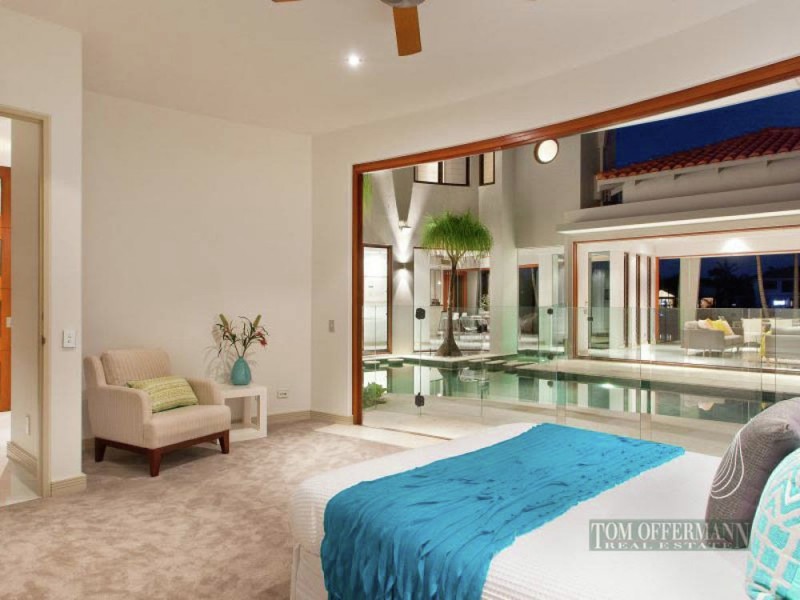 8 Seahorse Place, Noosa Waters QLD 4566