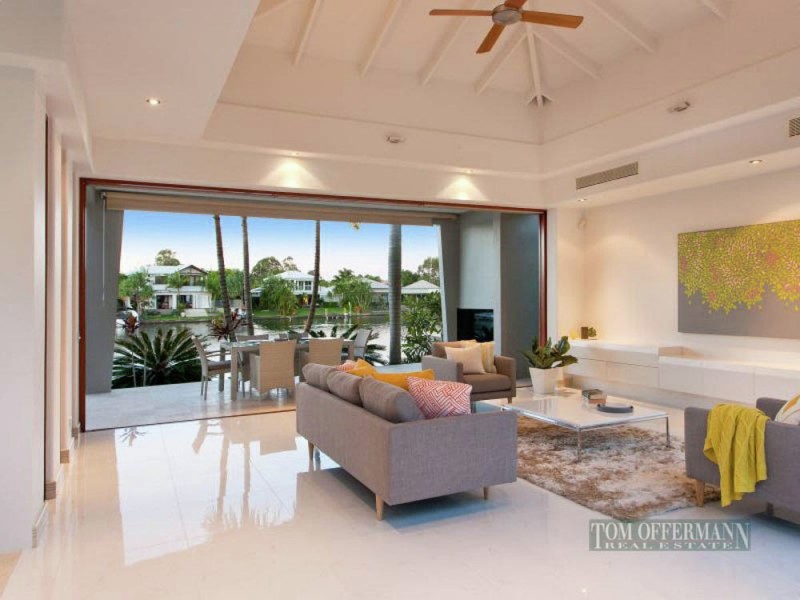 8 Seahorse Place, Noosa Waters QLD 4566