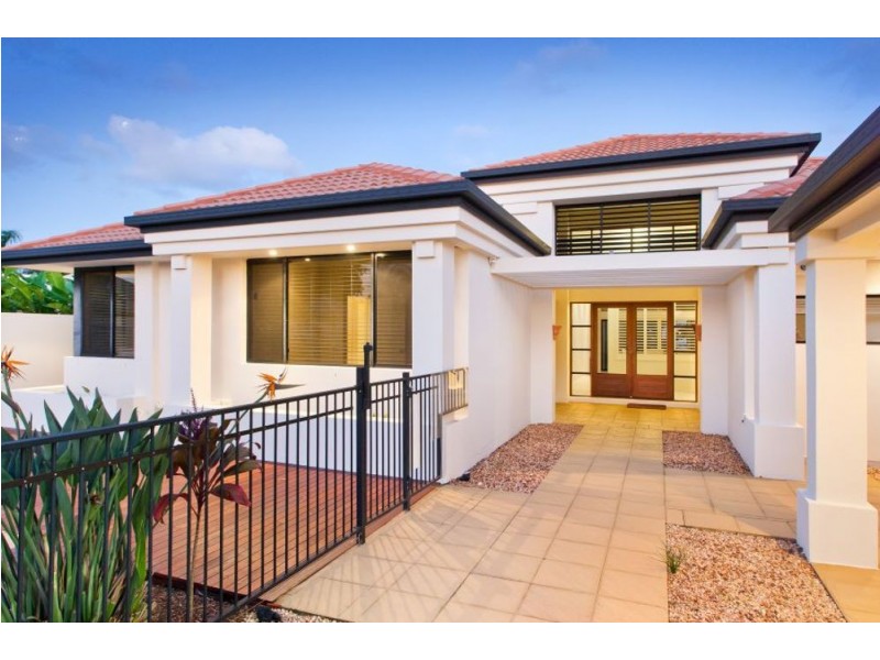 29 Saltwater Ave, Noosa Waters QLD 4566