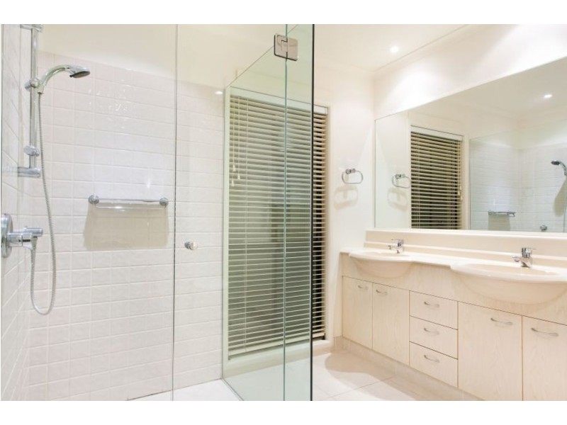 29 Saltwater Ave, Noosa Waters QLD 4566