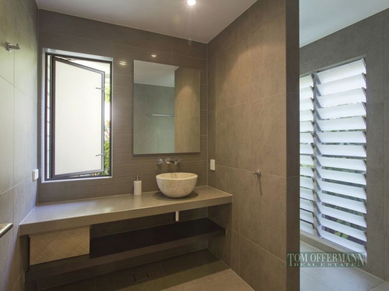 1 Nairana Rest, Noosa Heads QLD 4567