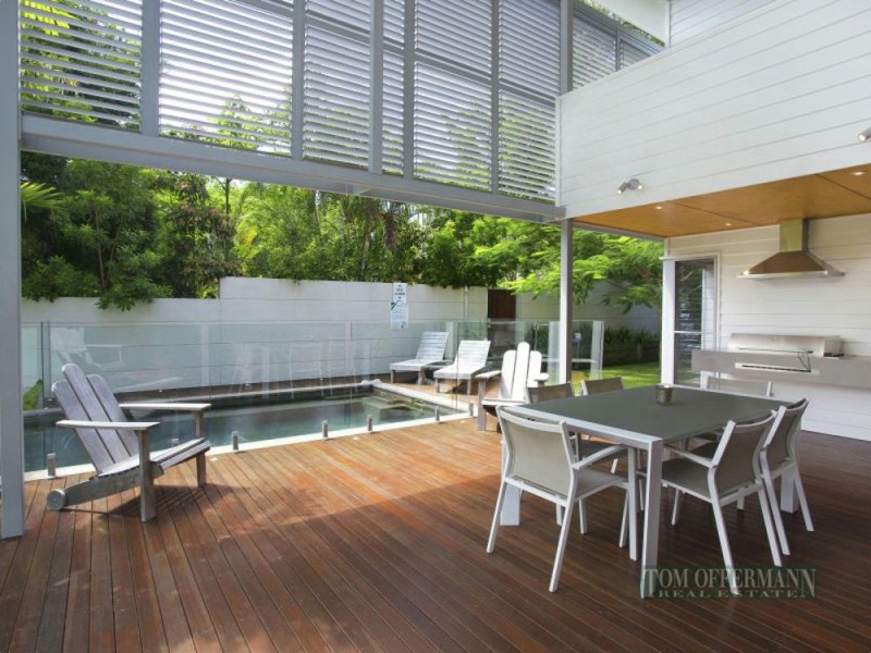 1 Nairana Rest, Noosa Heads QLD 4567
