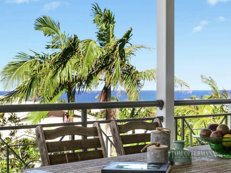 56 Southern Cross Pde, Sunrise Beach QLD 4567