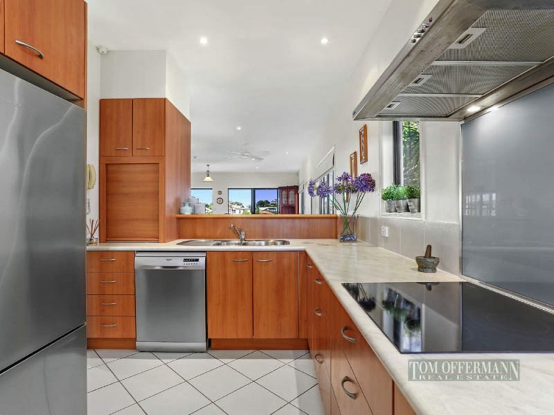 56 Southern Cross Pde, Sunrise Beach QLD 4567