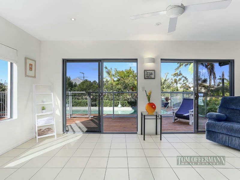 56 Southern Cross Pde, Sunrise Beach QLD 4567