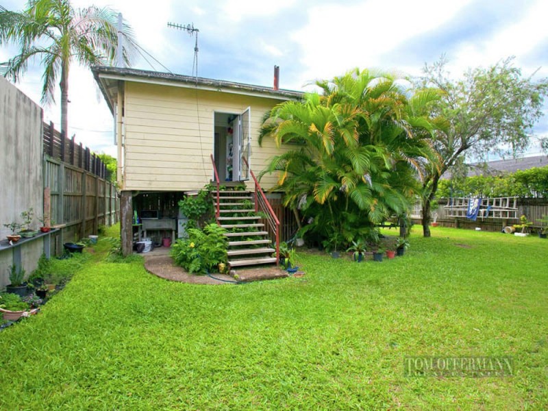 38 Elizabeth St, Noosaville QLD 4566