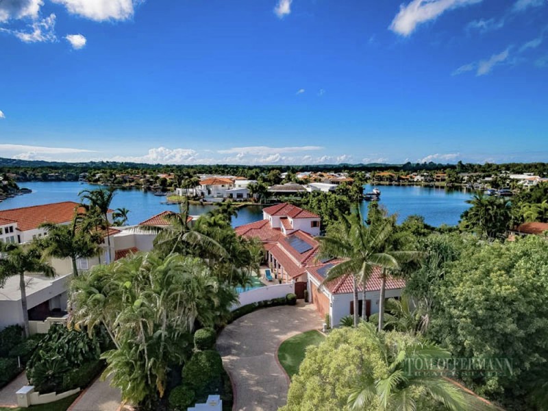 39 Saltwater Ave, Noosa Waters QLD 4566