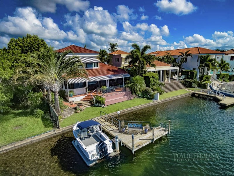 39 Saltwater Ave, Noosa Waters QLD 4566