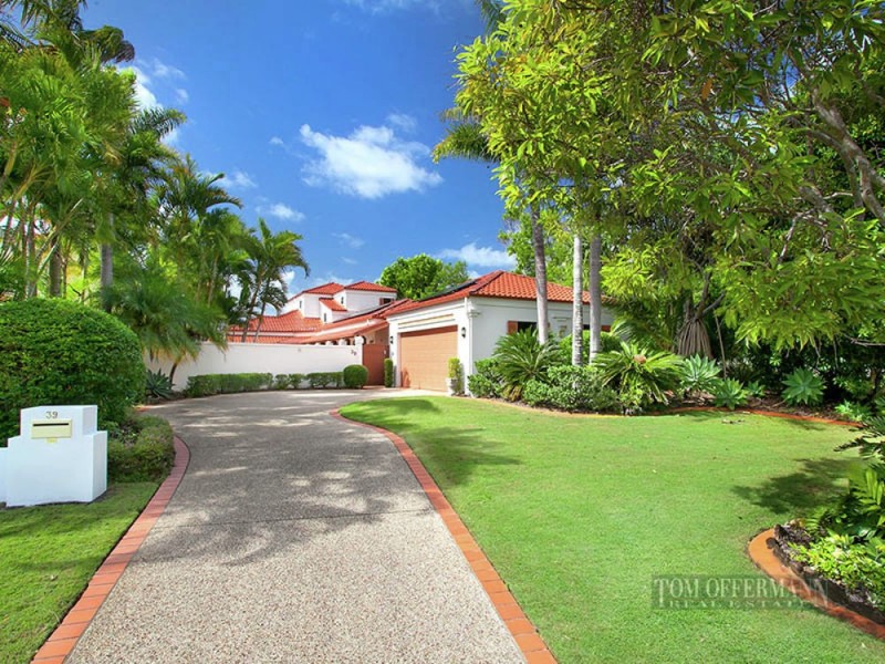 39 Saltwater Ave, Noosa Waters QLD 4566