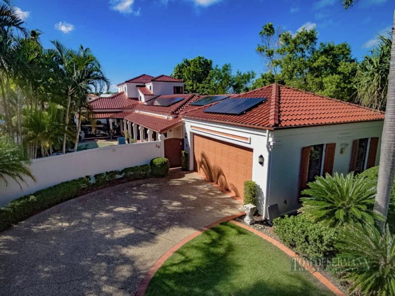 39 Saltwater Ave, Noosa Waters QLD 4566