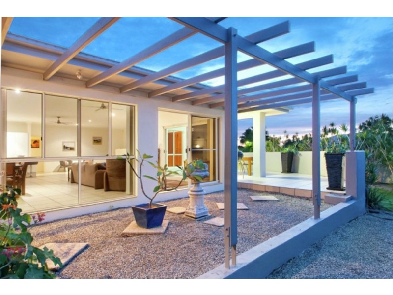 27 Sternlight Street, Noosa Waters QLD 4566