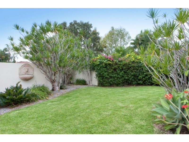 27 Sternlight Street, Noosa Waters QLD 4566