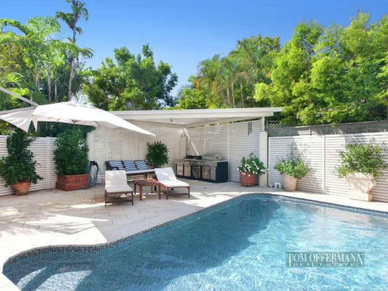 24 Dolphin Cres, Noosaville QLD 4566