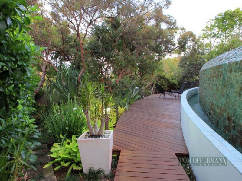 1 Seamist Court, Sunshine Beach QLD 4567