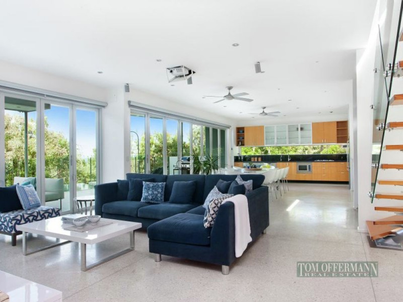 1 Seamist Court, Sunshine Beach QLD 4567