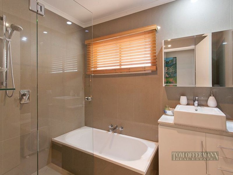 36 Banksia Ave, Noosa Heads QLD 4567