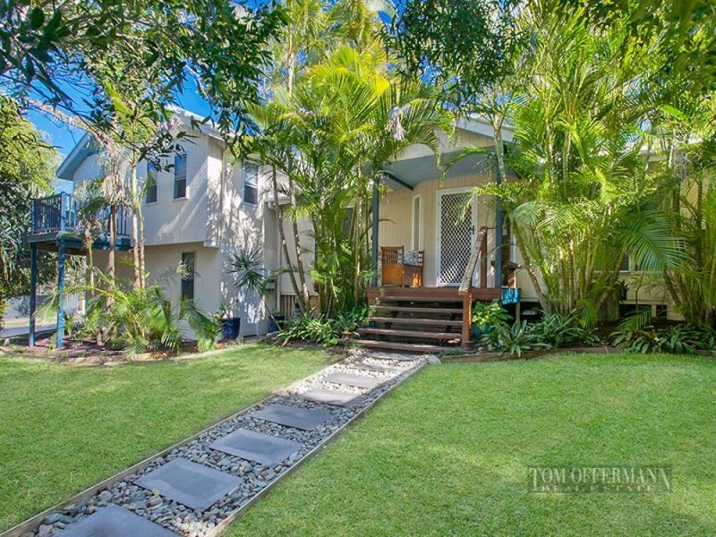 2 Cherrywood Close, Marcus Beach QLD 4573