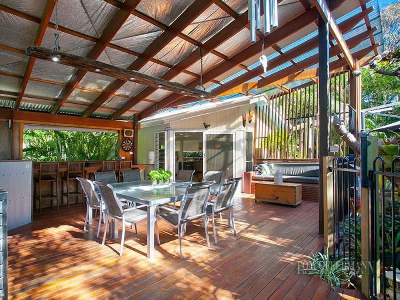 2 Cherrywood Close, Marcus Beach QLD 4573