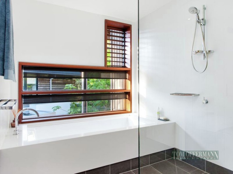 15 Wild Apple Court, Noosa Heads QLD 4567