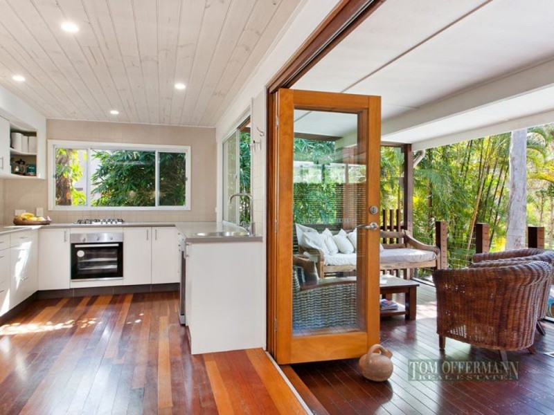 4 Morning Glory Drive, Cooroibah QLD 4565