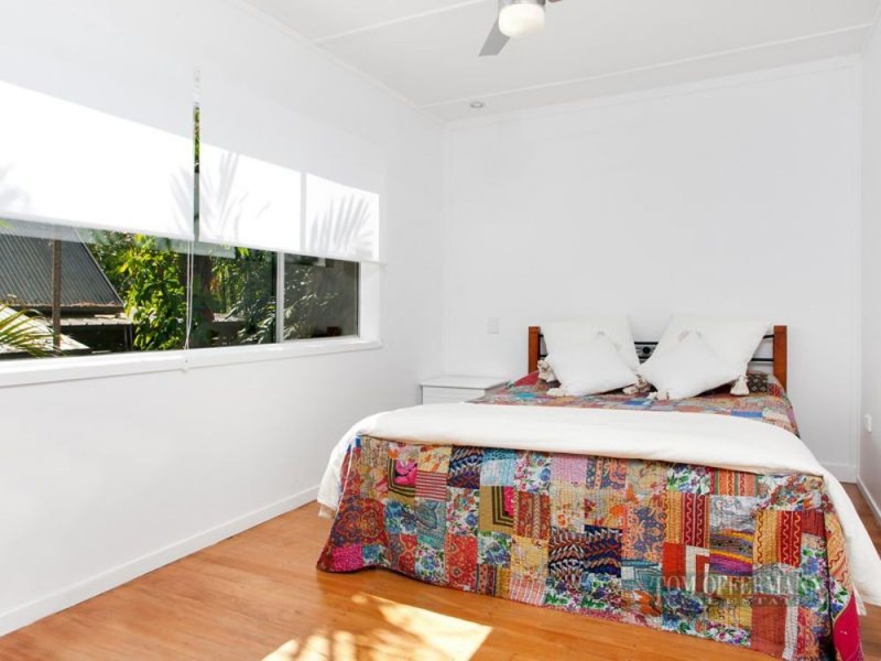 4 Morning Glory Drive, Cooroibah QLD 4565