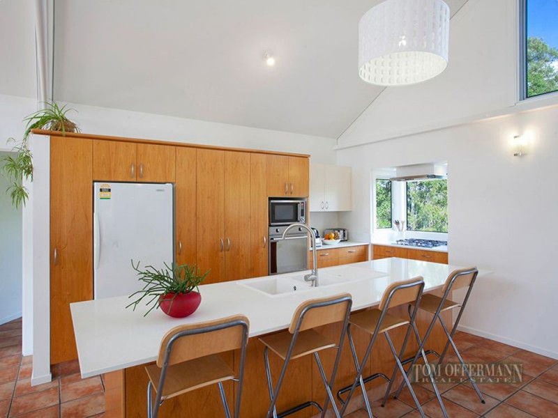 35 Mackay Court, Tinbeerwah QLD 4563