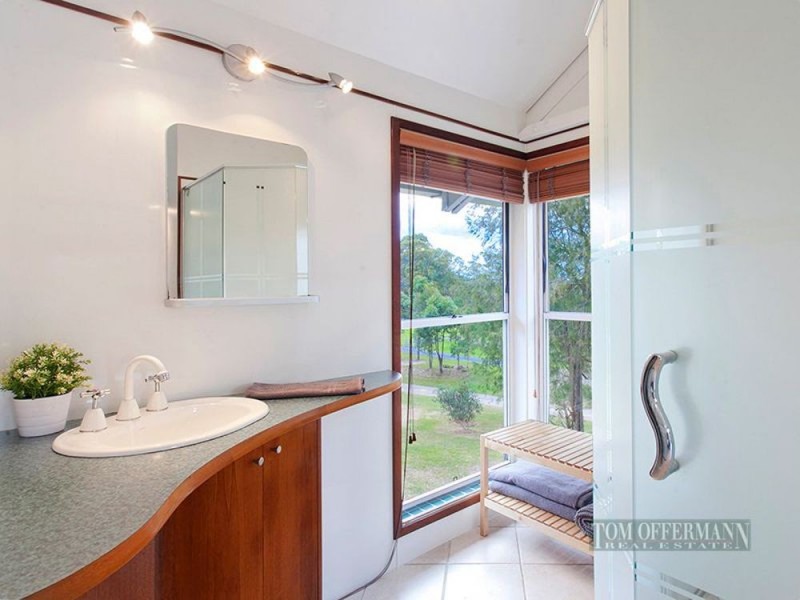 35 Mackay Court, Tinbeerwah QLD 4563