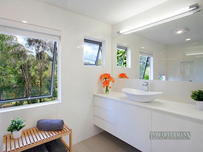 35 Mackay Court, Tinbeerwah QLD 4563