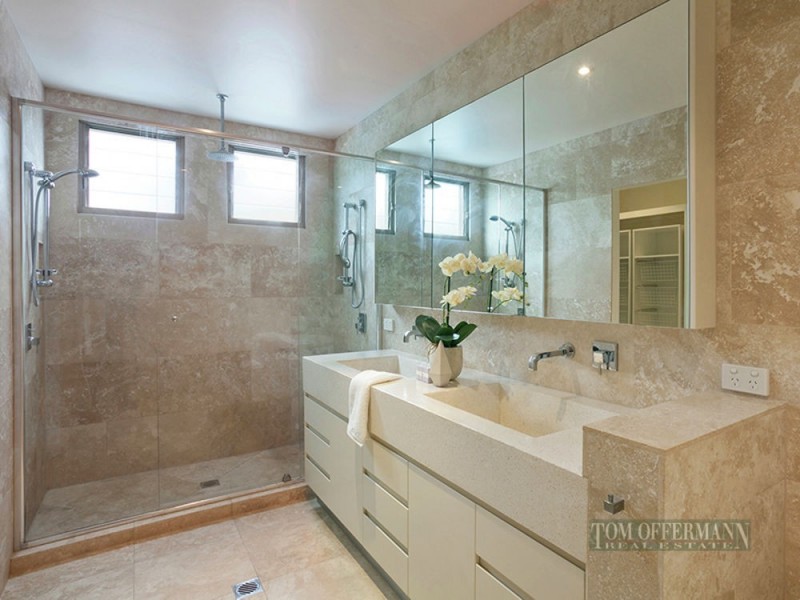 31 Creek Road, Noosaville QLD 4566