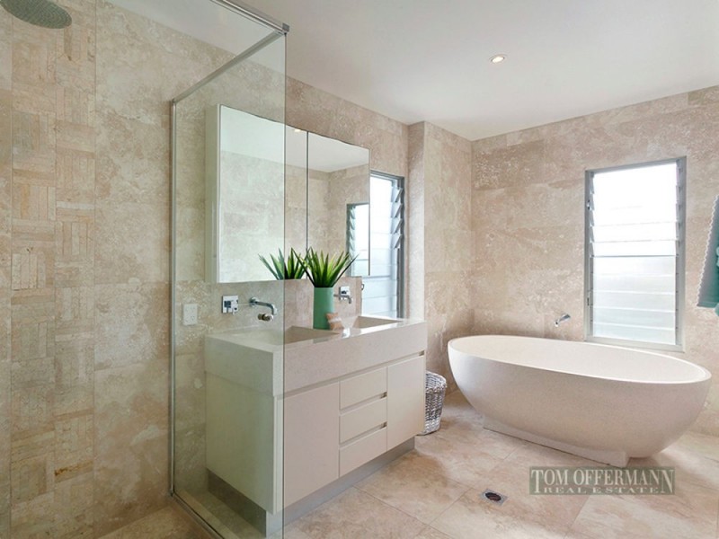 31 Creek Road, Noosaville QLD 4566