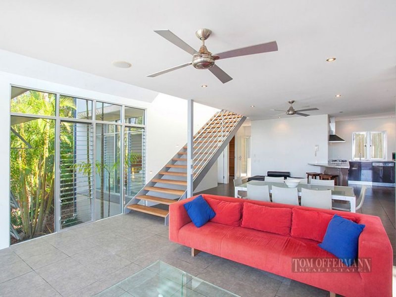13 Seaview Terrace, Sunshine Beach QLD 4567