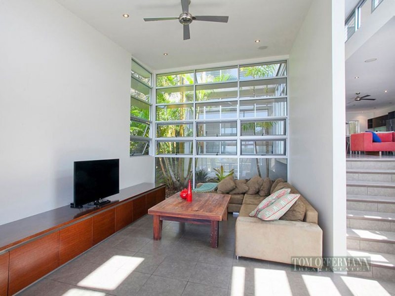 13 Seaview Terrace, Sunshine Beach QLD 4567