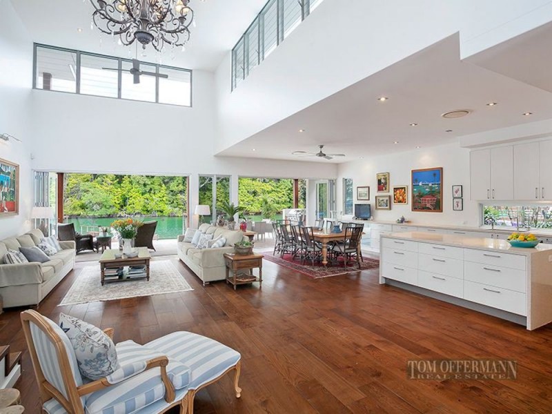 43 Mossman Ct, Noosa Heads QLD 4567