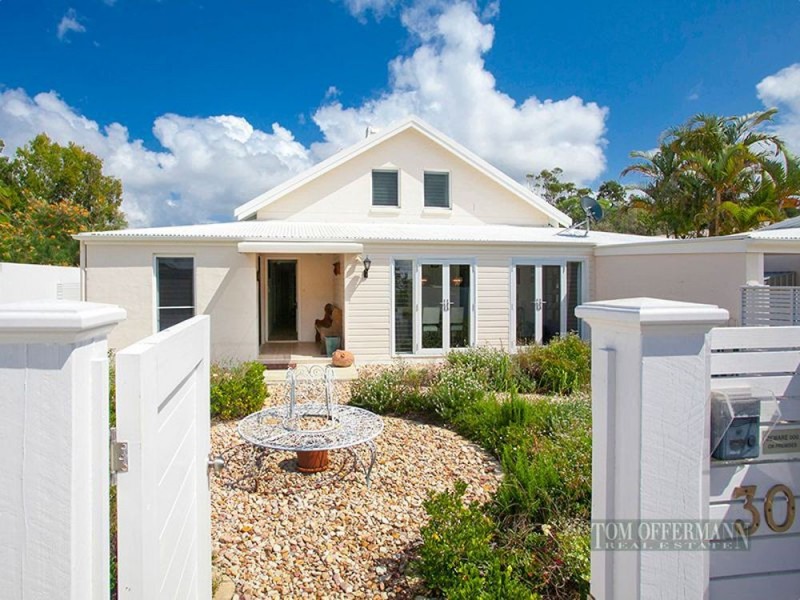 30 Wyuna Drive, Noosaville QLD 4566