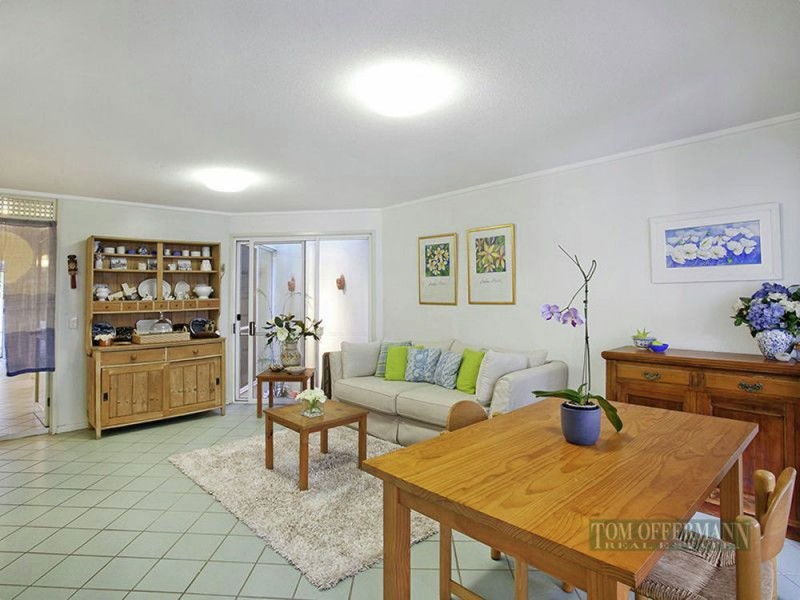 11/2 Banksia Ave, Noosa Heads QLD 4567