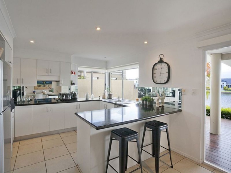 1/2 Neptune Circuit, Noosa Waters QLD 4566