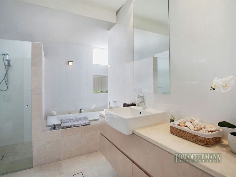 537/61 Noosa Springs Dr, Noosa Springs QLD 4567